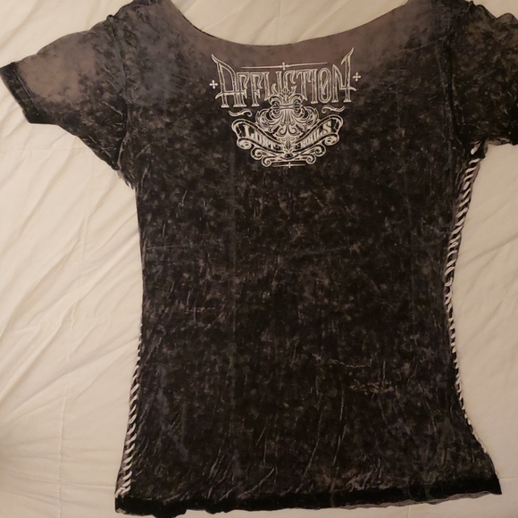 Reversible scoop neck Affliction shirt - Picture 2 of 5
